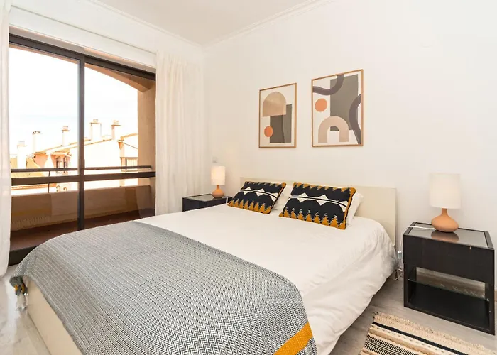 Baywiew 2bedroom *