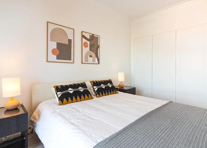 Baywiew 2bedroom *